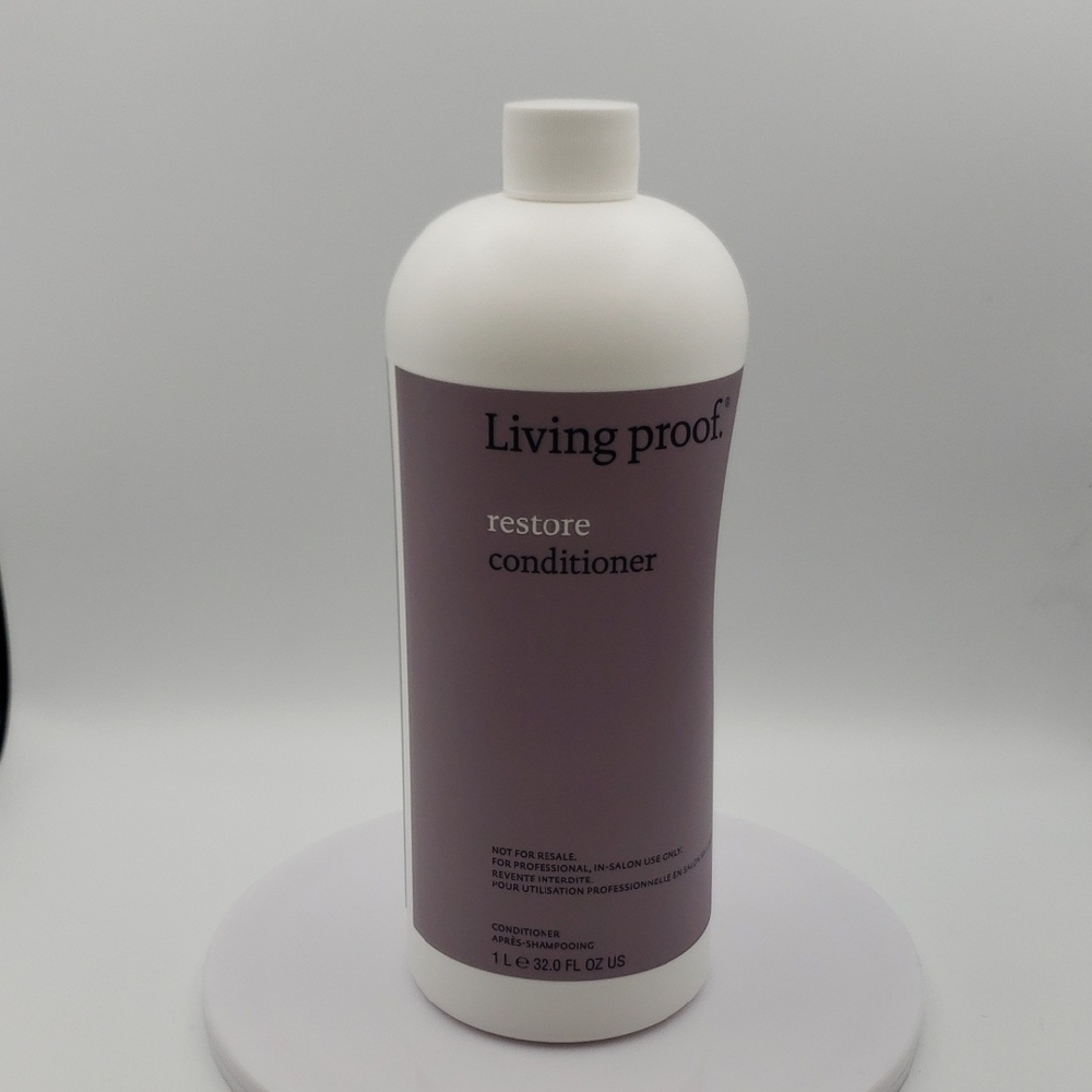 Living Proof Restore Conditioner - Lavender and White